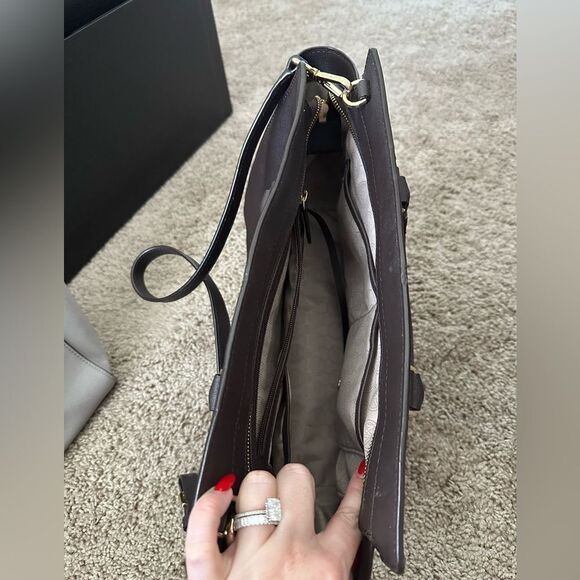 Michael Kors purse - Picture 4 of 4